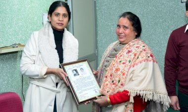 सतपाल व मीना कुमारी सूचना एवं जन सम्पर्क विभाग से सेवानिवृत्त