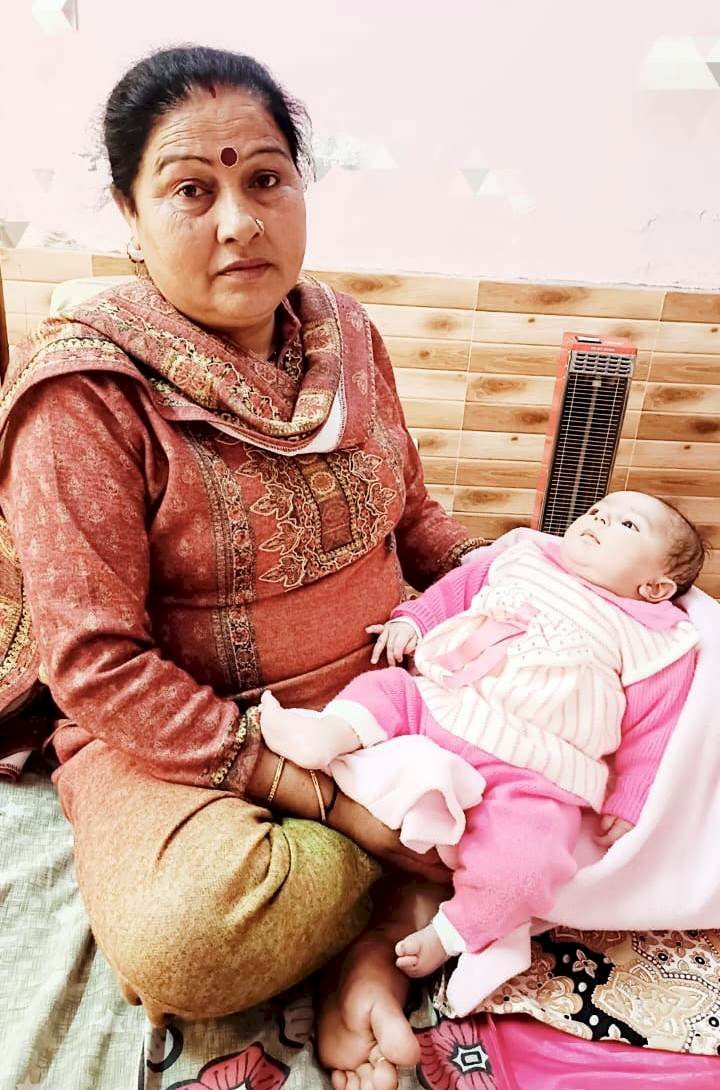 बीते 25 वर्षों में तीन सौ से अधिक सफल प्रसूति करवा चुकी है रेवती........ -घर पर सफल प्रसूति करवाने में महारत हासिल है रेवती को