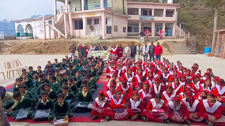 बनेठी स्कु ल में छात्रों को बाल अधिकारों के बारे में जागरूक किया -जिला बाल संरक्षण ईकाई सिरमौर व रोटरी क्लब का आयोजन