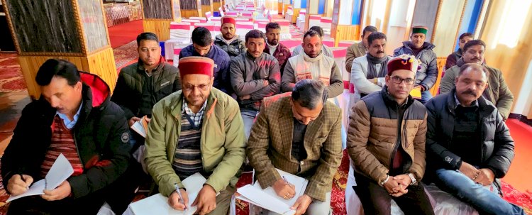 कांग्रेस सरकार ने रातों रात सरकारी दफ्तरों पर लगाए ताले : बलबीर वर्मा