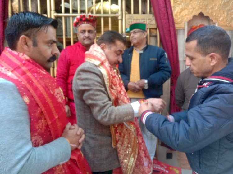 सीपीएस रामकुमार ने माता श्री चिंतपूर्णी के दरबार में टेका माथा