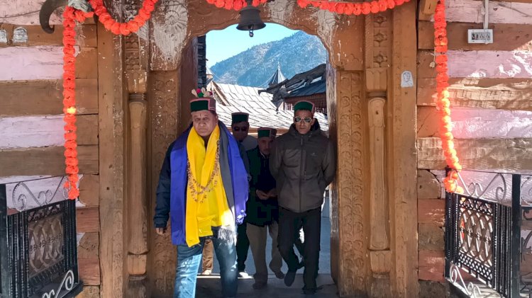 जगत सिंह नेगी ने कोठी माता मंदिर में नवाया शीश समस्त लोगों के लिए सुख-शांति व समृद्धि की कामना की