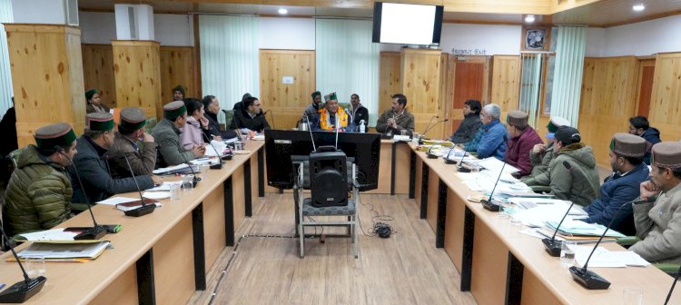 जगत सिंह नेगी ने आईटीडीपी के तहत चल रहे विकास कार्यों को जल्द पूरा करने के दिए निर्देश