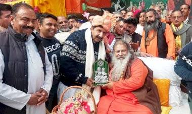 उपमुख्यमंत्री मुकेश अग्निहोत्री ने संत बाबा बाल जी का लिया आशीर्वाद,भव्य शोभा यात्रा में हुए शामिल