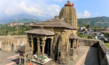 महाशिवरात्रि पर बमबम भोले के उद्घोष से गुंजायमान होती है बैजनाथ घाटी