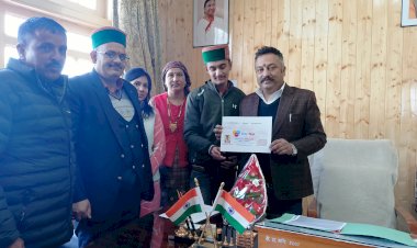 शिक्षा मंत्री ने ‘हिम टेक्स्ट’ ऐप का शुभारंभ किया