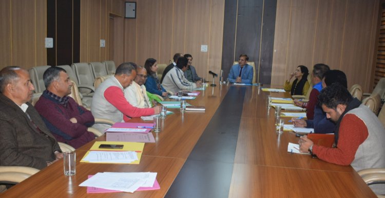 खिलाड़ी इनडोर स्टेडियम का लाभ उठाएं-उपायुक्त इनडोर शूटिंग रेंज में शीघ्र आरम्भ होंगी शूटिंग गतिविधियां
