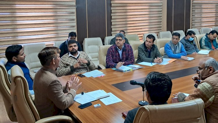 जल्द निपटाएं फारेस्ट क्लीयरेंस मामले, ताकि बाधित न हों विकास कार्य-उपायुक्त