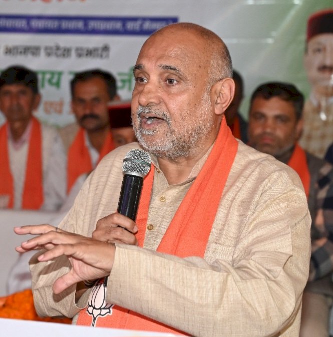 कांग्रेस पार्टी को यह याद रखना चाहिए कि किस तरह से पूर्व प्रधानमंत्री श्रीमती इंदिरा गाँधी ने खुद बीबीसी पर प्रतिबन्ध लगाया था : खन्ना