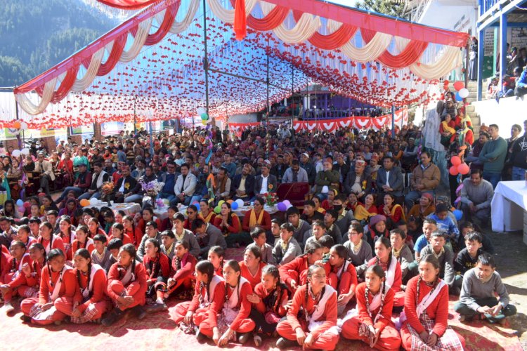 सीपीएस ने की राजकीय बरिष्ठ माध्यमिक विद्यालय बरशैणी में वार्षिक पारितोषिक समारोह की अध्यक्षता ।