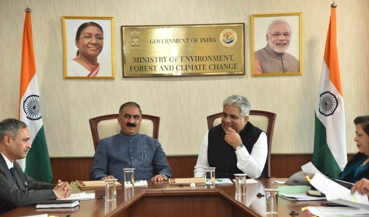 केंद्र सरकार से वन मामलों संबंधी स्वीकृतियां शीघ्र प्रदान करने का आग्रह किया मुख्यमंत्री ठाकुर ने