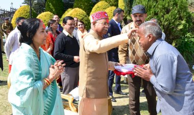 राज्यपाल ने होली पर्व पर लोगों को बधाई दी