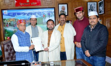 राज्यपाल से हाटी विकास मंच के प्रतिनिधिमंडल ने भेेंट की