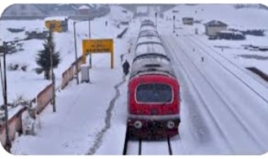 कश्मीर को देश के अन्य हिस्सों से जोडऩे वाली रेल लाइन इस साल पूर्ण होगी......