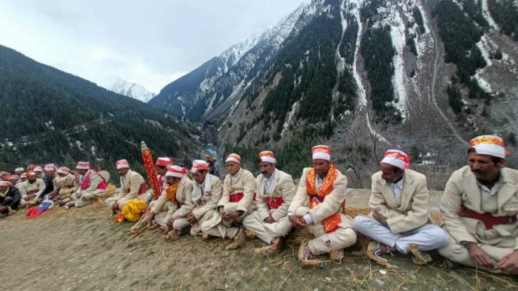 पांगी जुकारू: बड़ा अद्भुत इतिहास है पांगी के जुकारू उत्सव के बारहालू (मेई) मेला, जानिए आस्था से जुड़ी स्टोरी