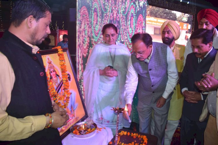 हर्षवर्धन चौहान ने पांवटा साहिब में किया तीन दिवसीय मेले का शुभारंभ बोले, नशा समाज के लिए घातक, इसका खात्मा जरूरी
