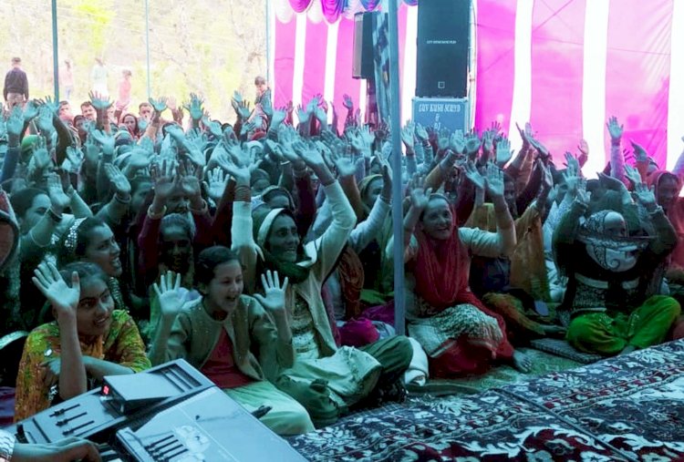 भगवान की शरण में जाने से आनंदमय हो जाता है जीवन : आचार्य सचिन ददाहू के घील कंगाह में श्रीमद्भागवत कथा का आयोजन