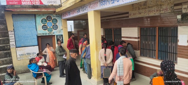 श्री साई हॉस्पिटल  के  शिविर में संगड़ाह क्षेत्र के  250 लोगों ने  स्वास्थ्य जाँच करवाई