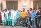 सरकार मेडिकल कॉलेज के 100 आउटसोर्स कर्मियों दिखाया   बाहर का रास्ता...... -सेवाएं समाप्त करने का जताया विरोध, पिछले 3 माह से कई कर्मचारियों को नहीं मिला वेतन