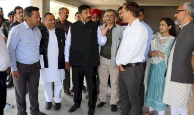 उप मुख्यमंत्री ने किया निर्माणाधीन ऑडिटोरियम का निरक्षण।...... समयबद्ध तरीके से कार्य पूर्ण करने के दिए निर्देश।