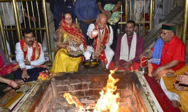 राज्यपाल ने माता चिंतपूर्णी मंदिर में नवाया शीश