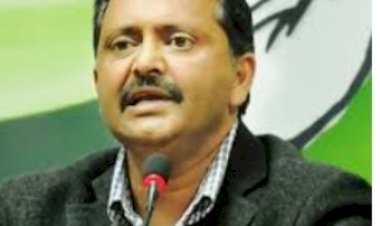 पांच साल नगर निगम में आपस में लड़ती रही भाजापा, विकास में पिछड़ा शिमला : नरेश चौहान