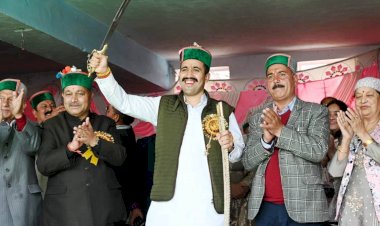 विक्रमादित्य सिंह ने 19 करोड़ से बने बखीरना पुल का किया लोकार्पण....... रोहड़ू के साथ लगती आधा दर्जन पंचायतें होंगी लाभान्वित