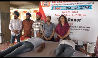 नौजवान सेवक जत्था द्वारा रक्तदान शिविर का आयोजन,........ 2 दर्जन से अधिक सिख युवाओं ने किया रक्तदान