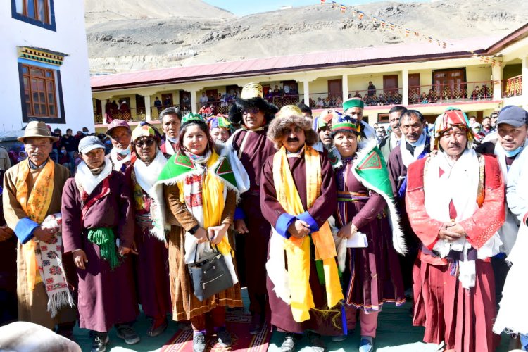 स्पिति घाटी तक होगा 4जी सेवाओं का विस्तार: सुक्खू ........ स्पिति घाटी में वाद्य यंत्रों के साथ मुख्यमंत्री का भव्य स्वागतकुंगरी मोनेस्ट्री के लिए 50 लाख रुपये प्रदान करने की घोषणा