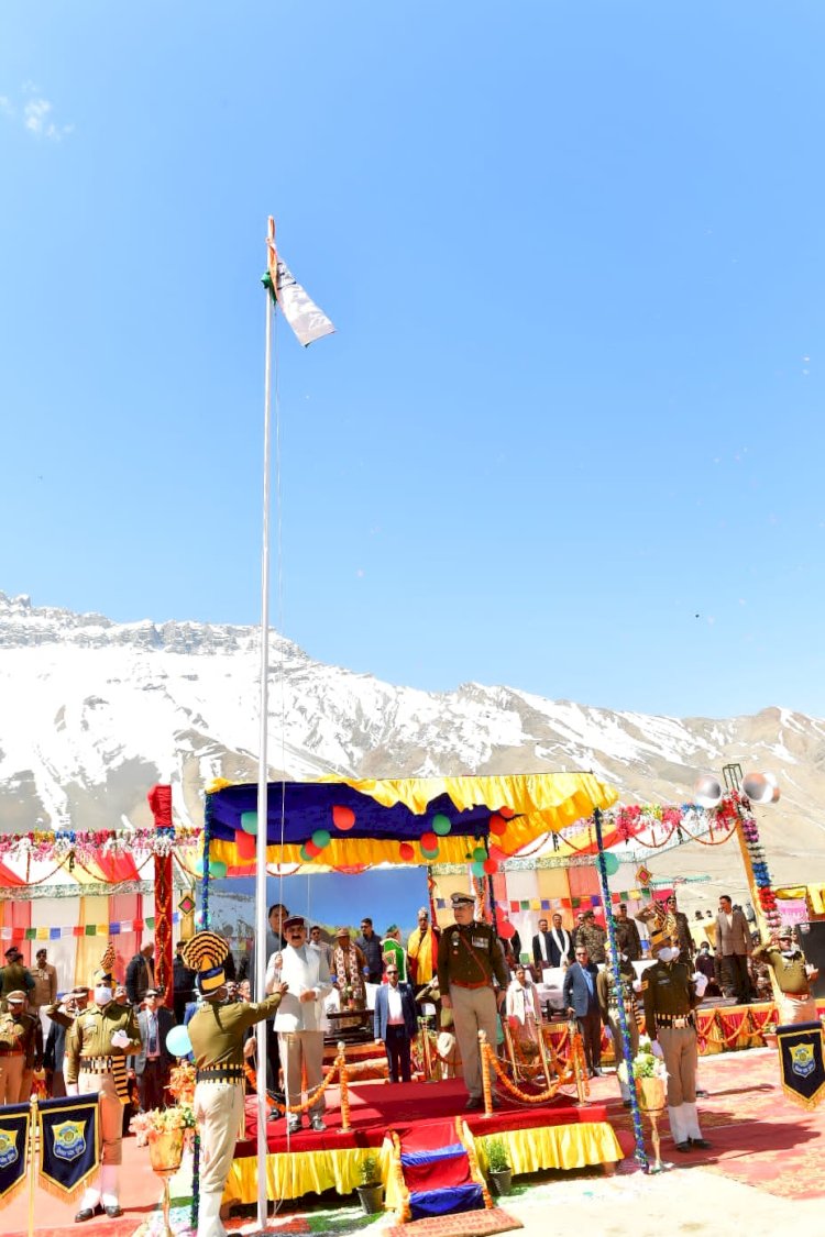 कर्मचारियों और पेंशनरों के लिए महंगाई भत्ते में तीन प्रतिशत बढ़ोतरी की घोषणा...... मुख्यमंत्री ने काजा में राज्य स्तरीय हिमाचल दिवस समारोह की अध्यक्षता की