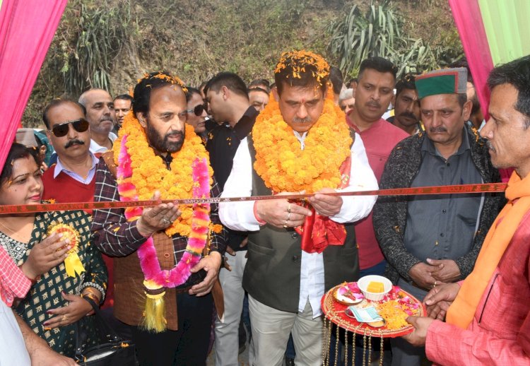 ग्राम पंचायतों  को हरित ग्राम पंचायत के रूप में विकसित कर आत्मनिर्भर बनाने के लिए प्रदेश सरकार प्रयासरत - संजय अवस्थी