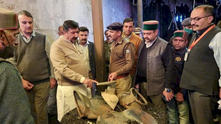 उप-मुख्यमंत्री ने आईजीएमसी में घटनास्थल का दौरा किया