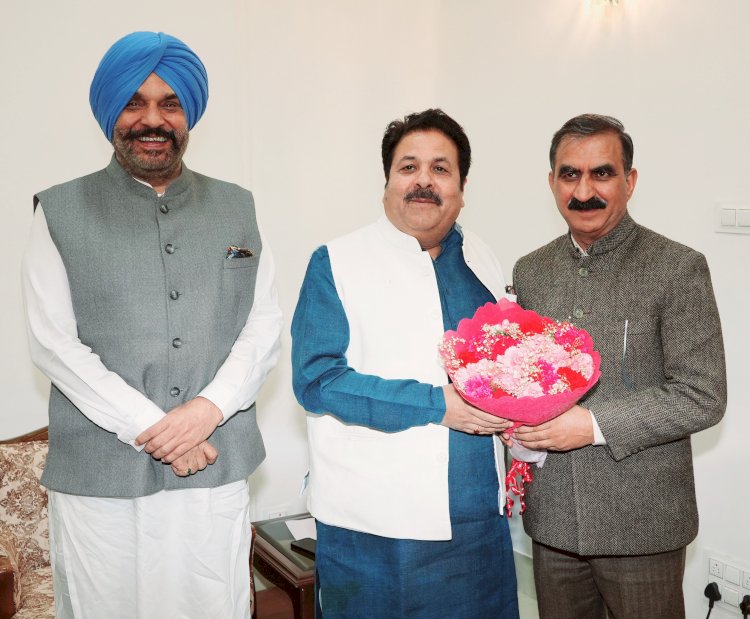 सुक्खू ने आज शिमला में राजीव शुक्ला से भेंट की