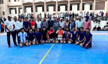 एचपीटीयू की वार्षिक खेलकूद प्रतियोगिता में........ राजकीय फार्मेसी कॉलेज रोहड़ू ने ओवरऑल ट्राफी जीती......