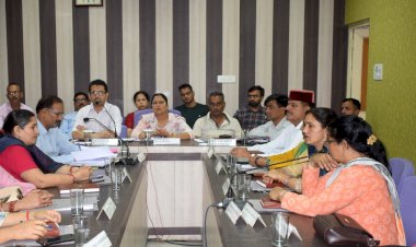 जिला परिषद की त्रैमासिक बैठक में कई मुद्दों पर हुई चर्चा....