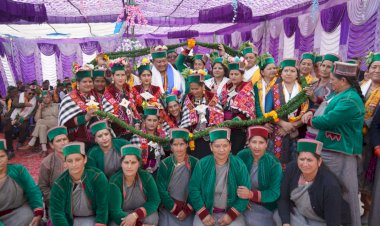 प्रदेश सहित किन्नौर जिला के दूर दराज क्षेत्रों को संपर्क मार्गों से जोड़ कर मुख्य धारा में लाना है प्रदेश सरकार की प्राथमिकता - जगत सिंह नेगी....... 2 करोड़ 10 लाख रुपए की लागत से 120 फीट लंबे बैली ब्रिज का शिलान्यास किया....