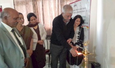 मासिक धर्म एवं स्वच्छता पर लोरेटो शिक्षण संस्थान भराडी में जागरूकता शिविर का किया आयोजन...