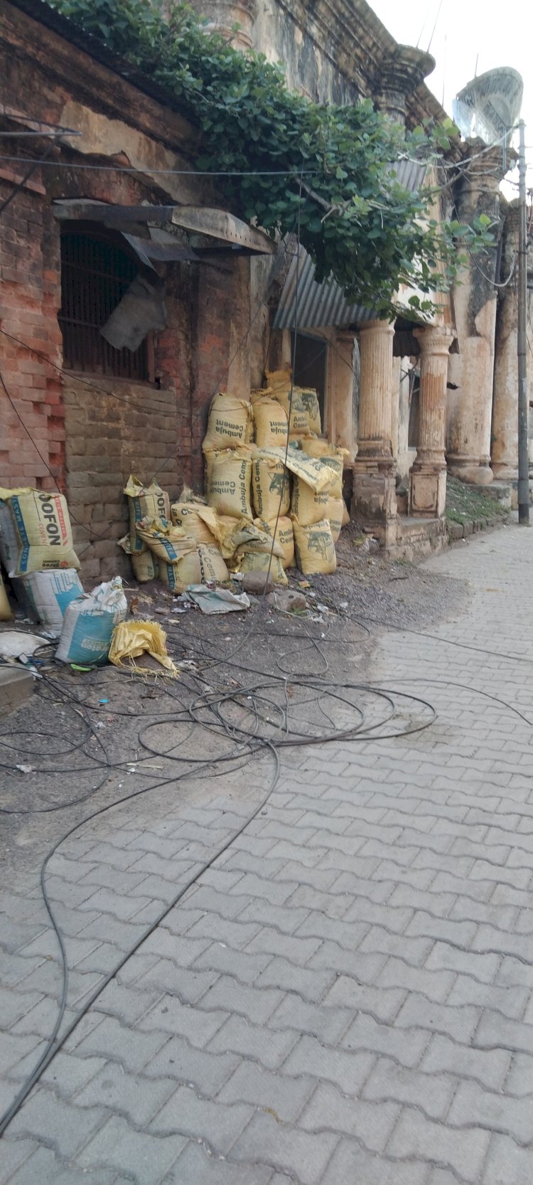 सूरते हाल.......  ज्वंलत समस्याओं के प्रति सिस्टम बेपरवाह बना.......