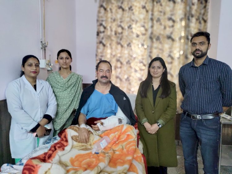 कुल्लू जिले के चिकित्सा संस्थानों में रिक्त पड़े चिकित्सकों तथा पैरामेडिकल स्टाफ के पद भरे जा रहे .........
