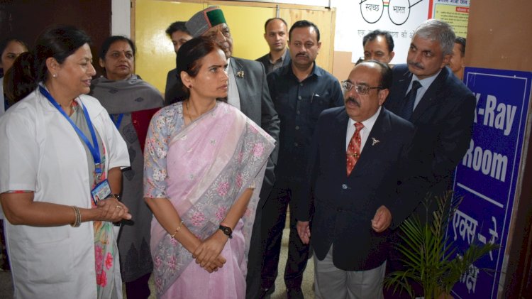 राज्य में आयुष्मान व हिमकेयर योजनाओं के तहत शत-प्रतिशत लक्षित वर्ग की कवरेज सुनिश्चित की जानी चाहिए.....केन्द्रीय स्वास्थ्य एवं परिवार कल्याण राज्य मंत्री ....