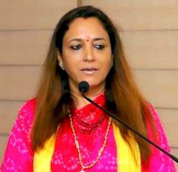 कांग्रेस ने फूट...... डिप्टी मेयर नाराज : डेजी....