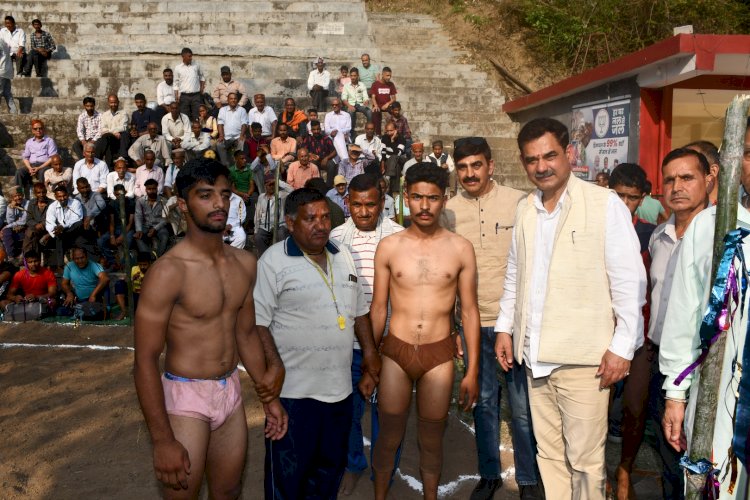 तकनीकी प्रगति के साथ....... संस्कृति और परम्पराओं का ज्ञान भी आवश्यक - संजय अवस्थी.......