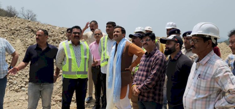 सरकार का पर्यटन विकास के लिए अच्छी सड़कों और मजबूत इंफ्रास्ट्रक्चर पर जोर - विक्रमादित्य सिंह