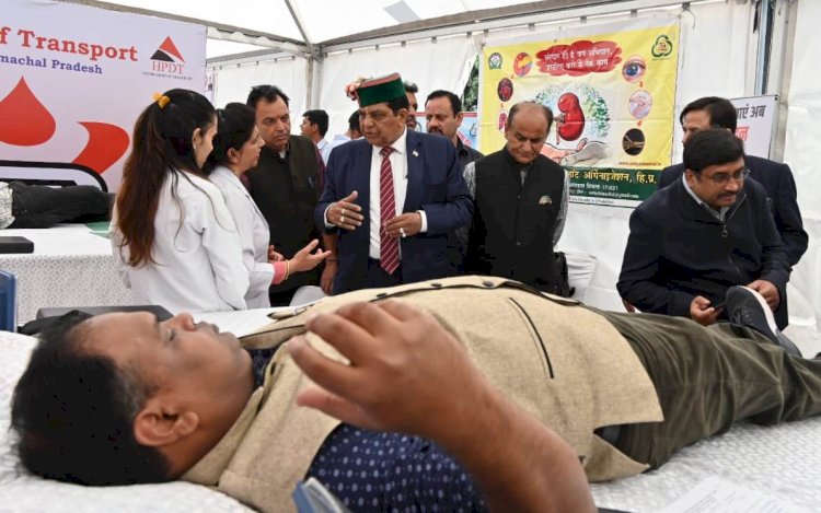 रक्तदान जैसे पुनीत कार्य में समाज के हर वर्ग को बढ़-चढ़कर लेना चाहिए ......... परिवार कल्याण मंत्री ने राज्य परिवहन विभाग द्वारा आयोजित रक्तदान शिविर का किया शुभारंभ......
