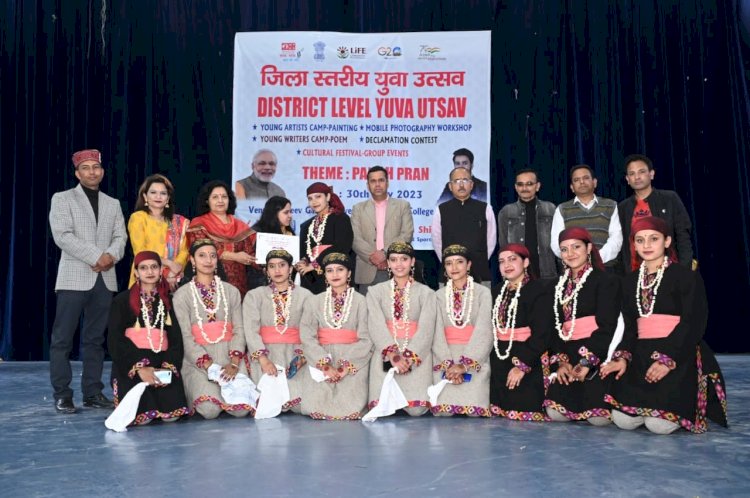 युवाओं को भारत की पॉलिसी बनाने में अग्रिम भूमिका निभानी चाहिए..... कश्यप ...जिला स्तरीय युवा महोत्सव का आयोजन ....