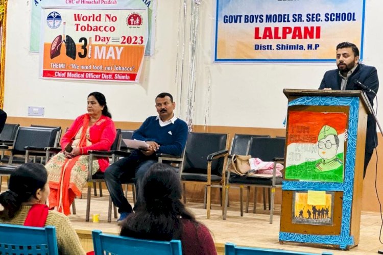 लाल पानी स्कूल में नशाखोरी पर वाद विवाद प्रतियोगिता आयोजित