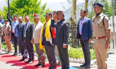 केंद्रीय मंत्री को गर्मजोशी से दी विदाई...... केन्द्रीय मंत्री ने किन्नौर की जनता का जताया आभार......