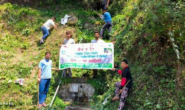 नेहरू युवा केंद्र के सहयोग से...... युवक मंडल ने गांव क्यारकोटी में चलाया सफाई अभियान, पानी के महत्व बारे लोगों को किया जागरूक....