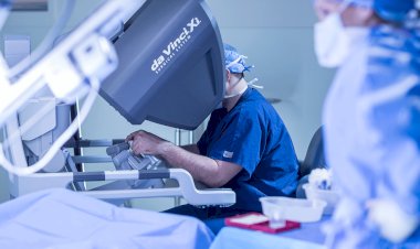 रोबोटिक सर्जरी आधुनिक स्वास्थ्य सेवा की दिशा में महत्वपूर्ण कदम........ सरकार द्वारा टांडा मेडिकल कॉलेज में दो रोबोटिक कैथलैब को स्वीकृति..... मुख्यमंत्री