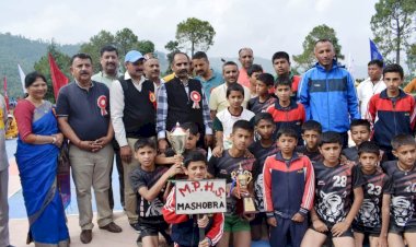 गुणवत्तायुक्त शिक्षा देने के साथ खेलकूद गतिविधियों को बढ़ावा देने के लिए प्रदेश सरकार कृत्संकल्प - अनिरुद्ध सिंह